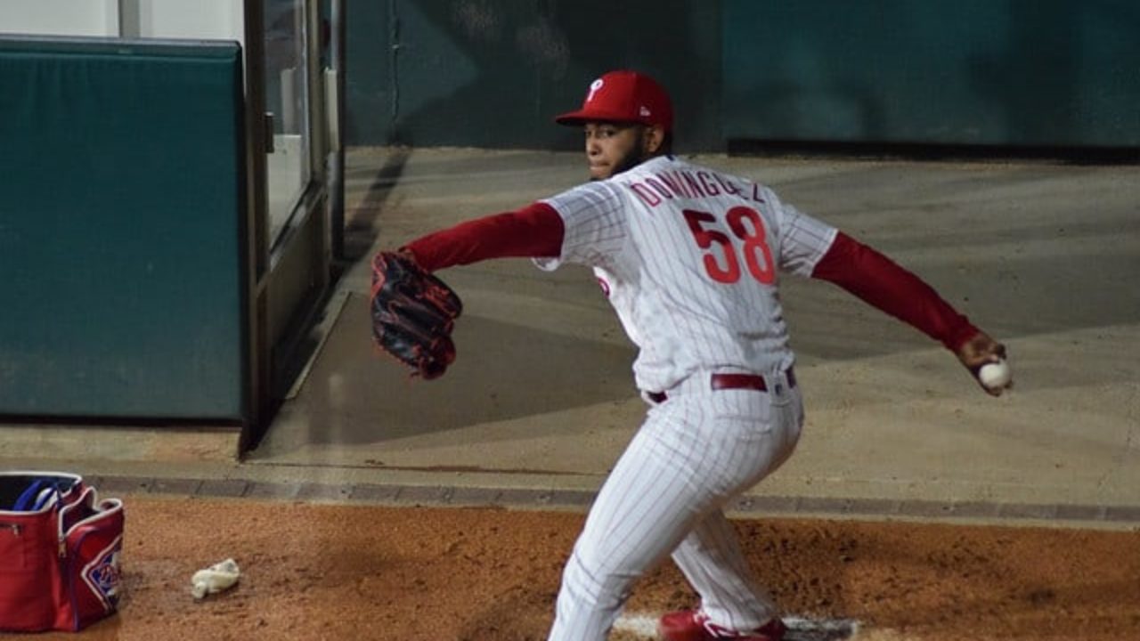 Phillies Extend Seranthony Dominguez - MLB Trade Rumors