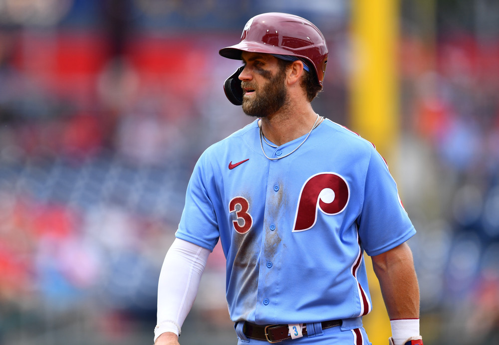 Fightin' Phils erase 7-run deficit, win by 9