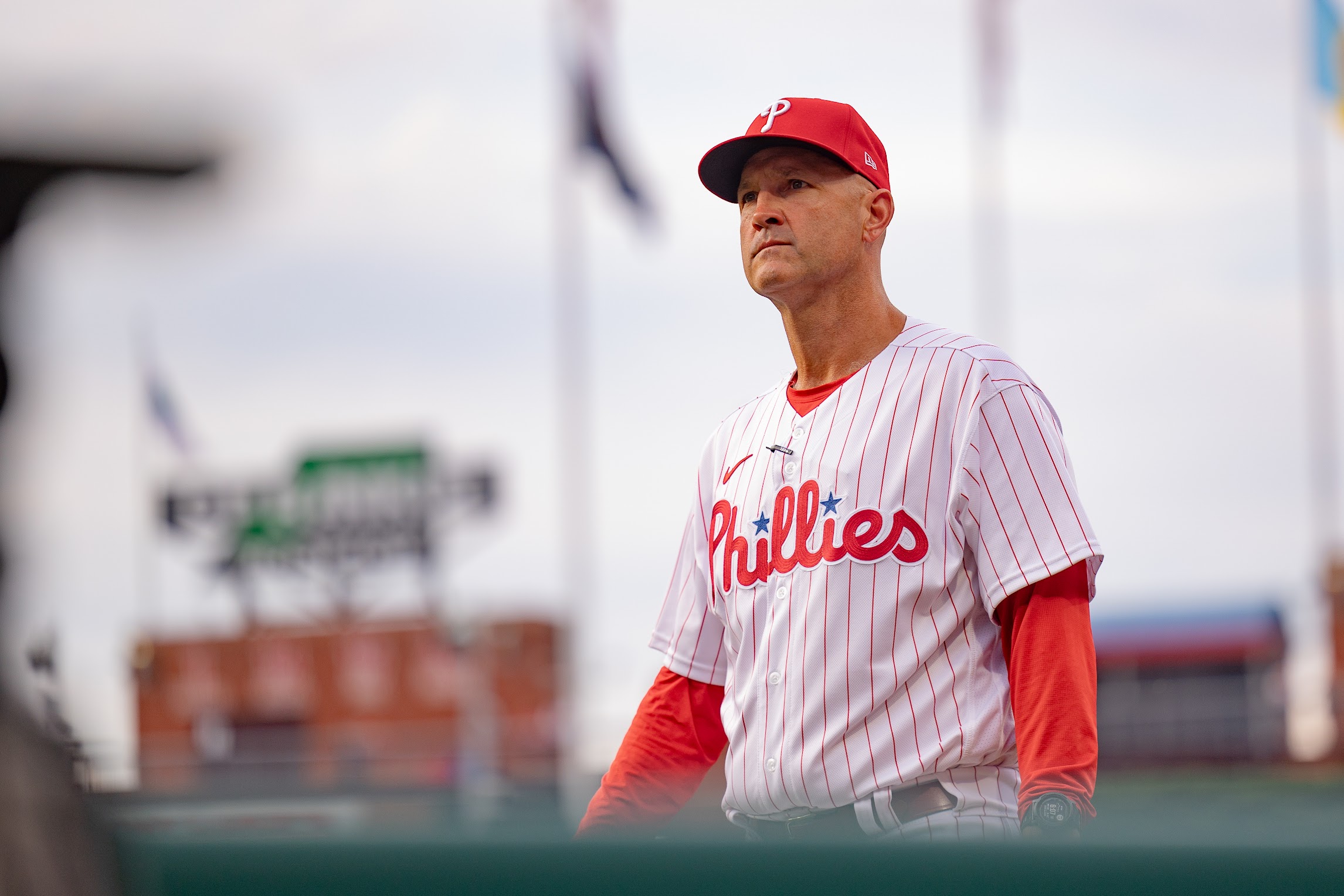 Even in win, Phillies third base coach Dusty Wathan at forefront